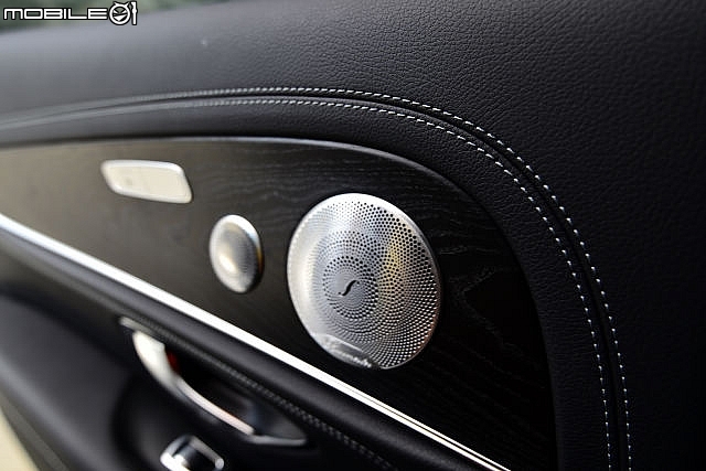 終於敗了W213 E220d ESTATE AMG LINE(補上開箱照片)