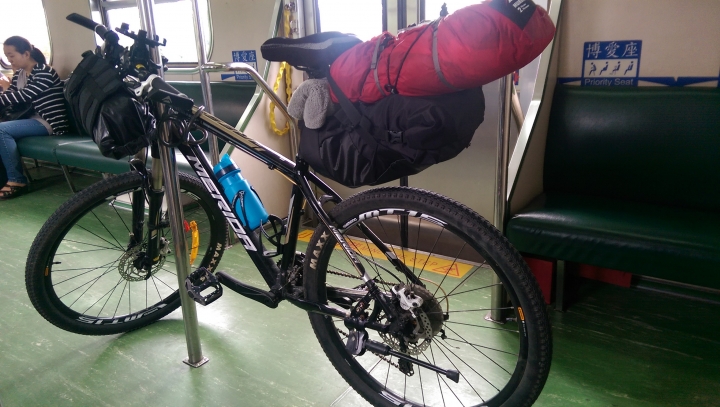 ★那些Bikepacking的日子★ - Giant龍頭包及座墊包開箱文