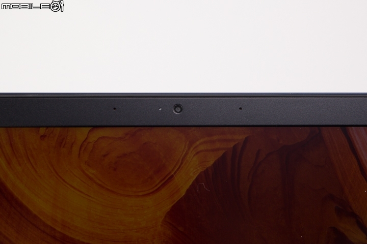 工作娛樂不衝突 ASUS ZenBook Pro UX550