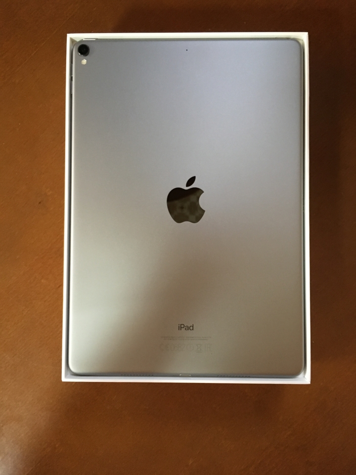 iPad Pro 10.5 超簡易開箱