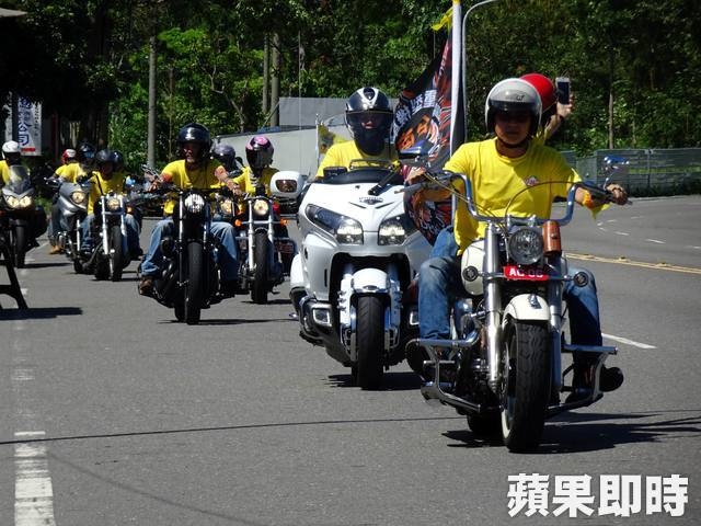 誰能跟我說一下這車牌是幾號??????????????????