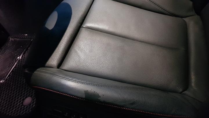 BMW 328i GT Dakota 真皮皮椅才開兩年多變成這樣? 正常?