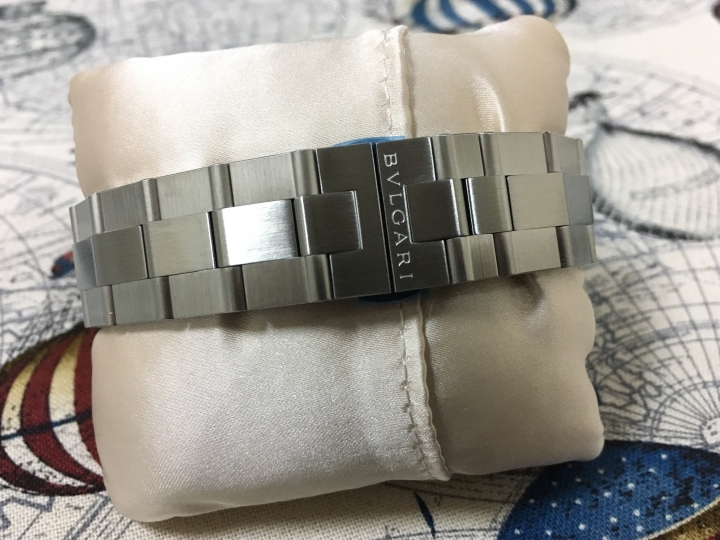 戴了八年的 BVLGARI 手錶保養成果