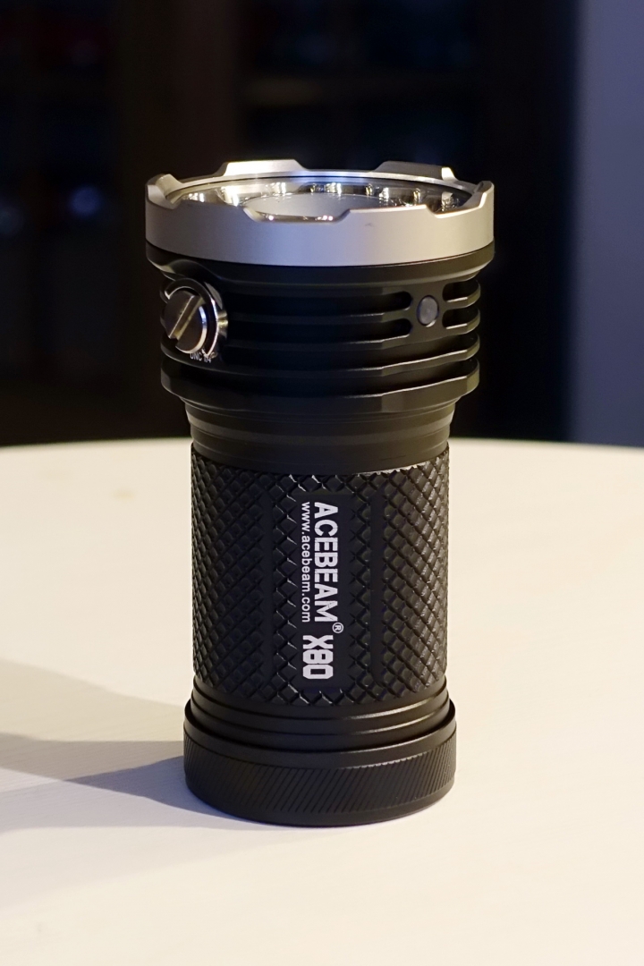 ACEBEAM X80 簡易開箱