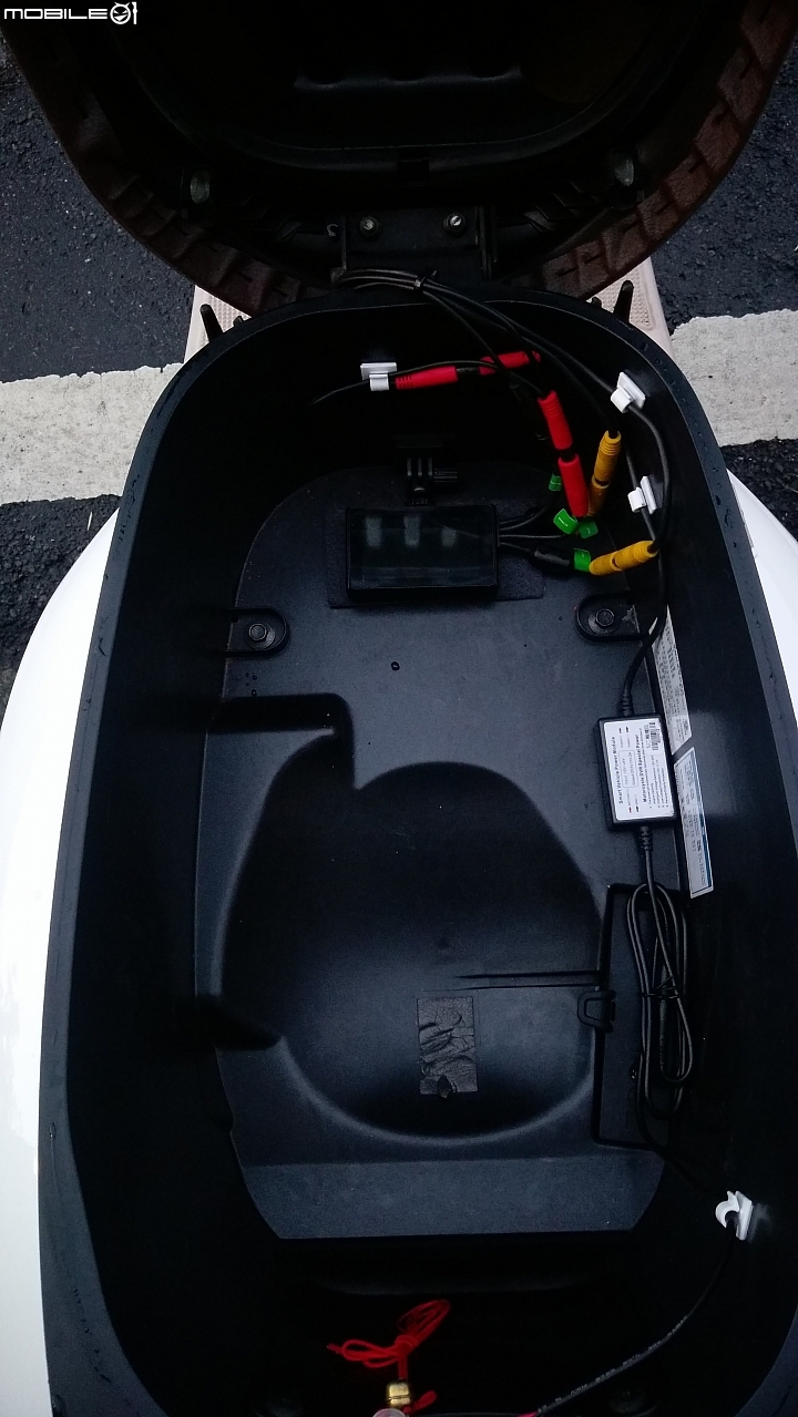 [開箱]雙視界前後鏡頭1080P 行車記錄器 - 不專業分享___Yamaha Cuxi