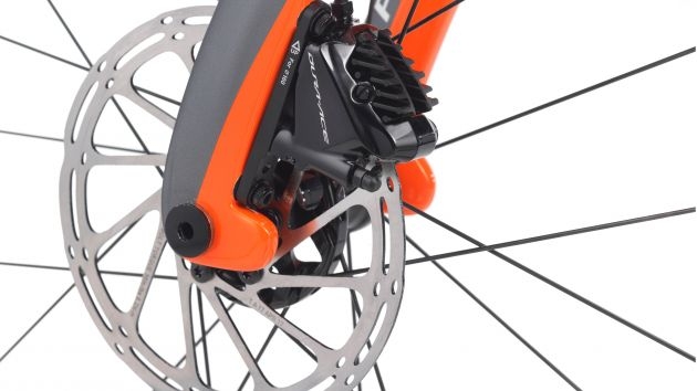 [速報] Pinarello F10 Disk Version 現身!