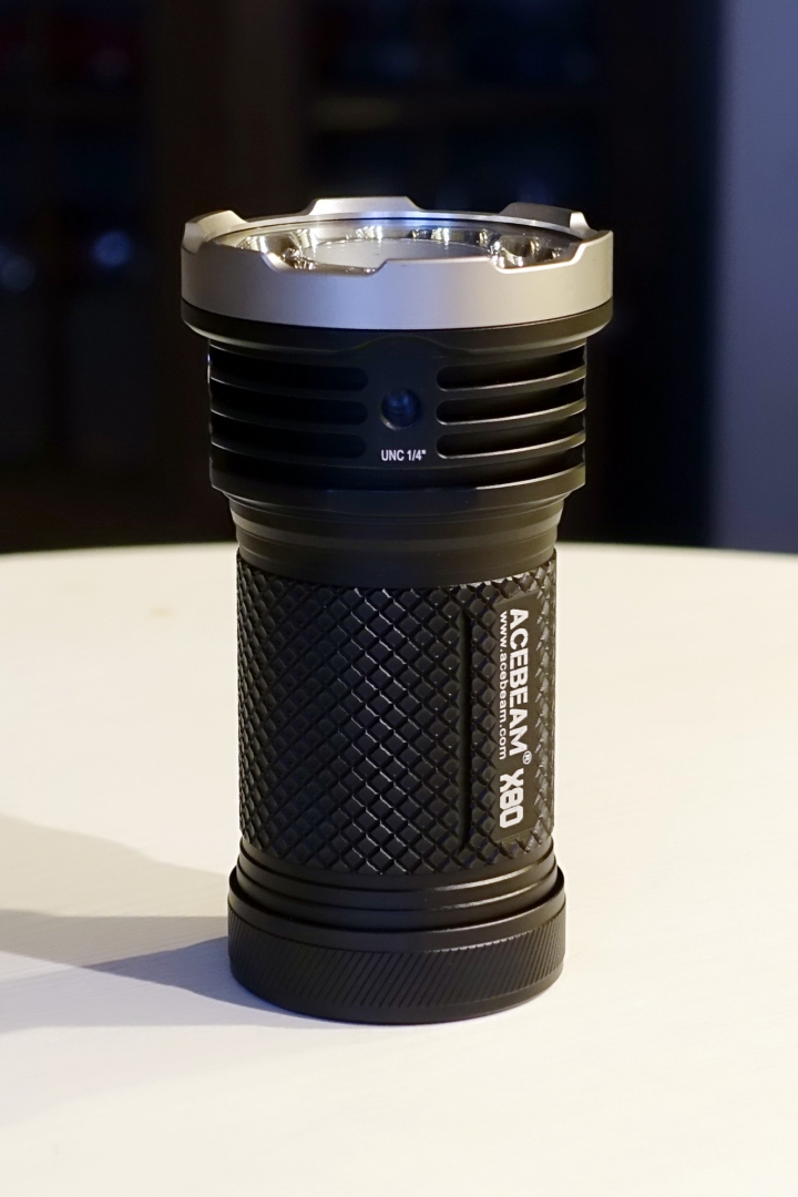 ACEBEAM X80 簡易開箱