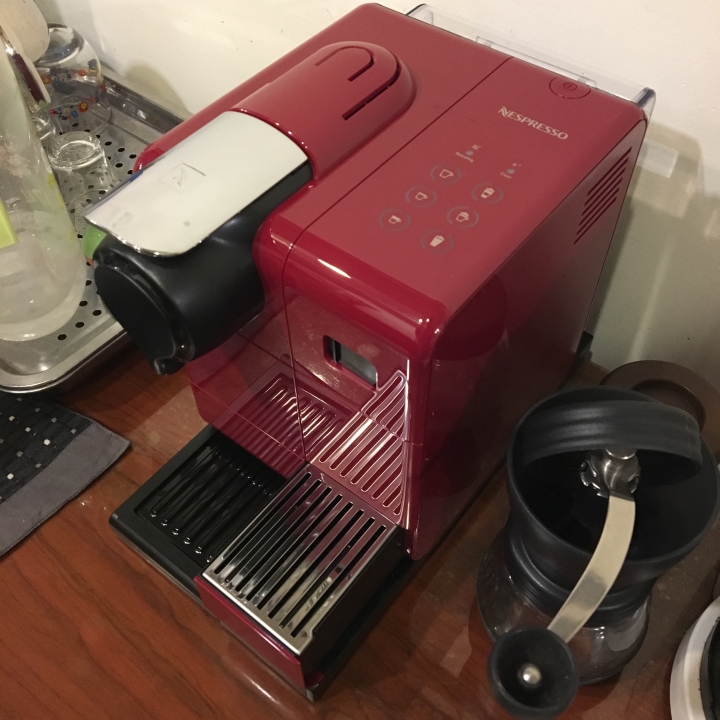 [開箱] Nespresso Lattissima Touch