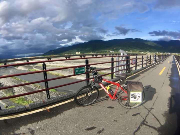 一人兩輪，我的單車環島夢