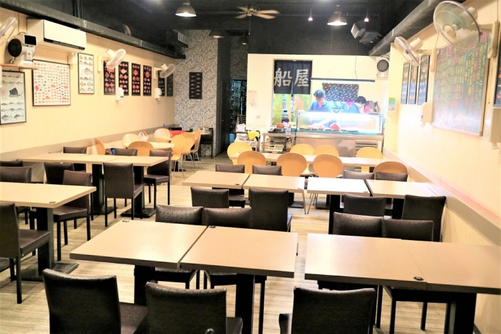 《南港船屋》野生海釣幸福味，崁仔頂新鮮的生魚片 (內含餐廳資訊)