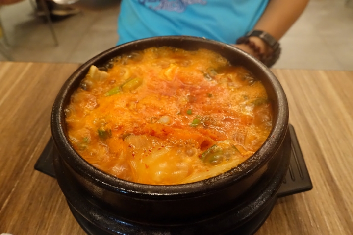 【食記】林口三井outlet。bibim'韓國料理~石鍋拌飯與豆腐煲好吃!!