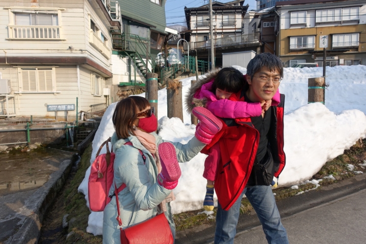 ＜日本＞2017全家人的日本行DAY3~(PART II)野澤溫泉滑滑雪
