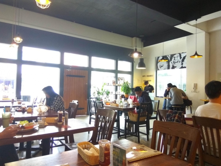 [漢堡/義大利麵/牛排]苗栗頭份尚順附近Square's格子美式餐廳早午餐食記~ 美式漢堡跟早午餐都不錯吃喔~~