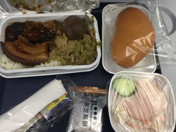 南方航空 738 台北TPE-義烏YIW  /  A320 上海浦東PVG-台北TPE