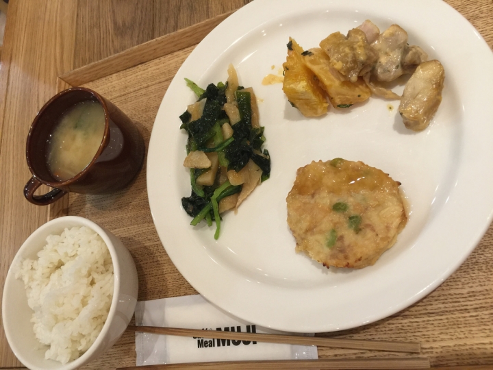 【食記】捷運市政府站/統一時代百貨。Café & Meal Muji無印良品餐廳