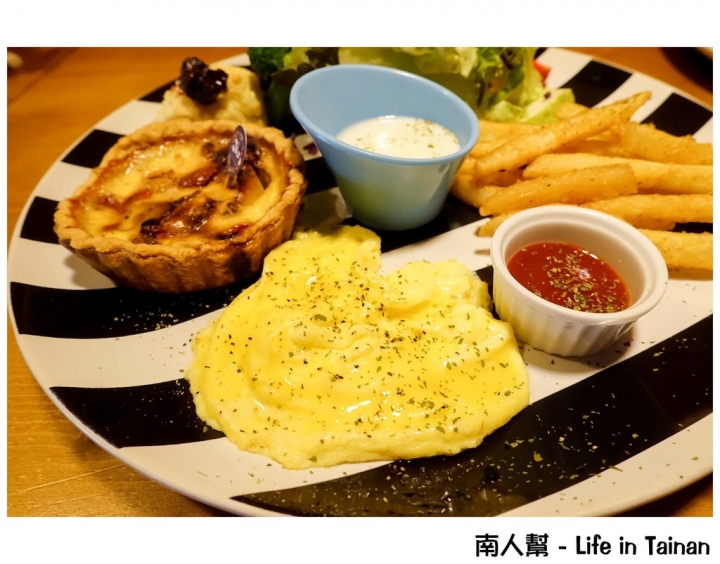 【台南中西區-美食】義大利麵|焗烤|創意料理|來Jia早午餐|鐵鍋甜食 ~ Jia創意廚房