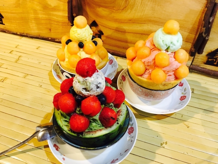 【新竹美食】尋庄懷舊冰店-哈密瓜芒果雪花冰超犯規、抹茶西瓜冰意想不到的搭