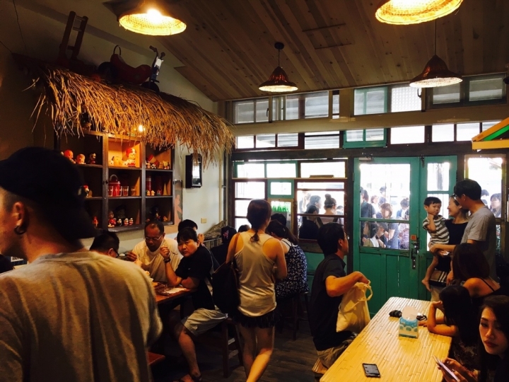 【新竹美食】尋庄懷舊冰店-哈密瓜芒果雪花冰超犯規、抹茶西瓜冰意想不到的搭