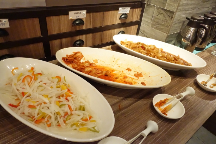 【食記】林口三井outlet。bibim'韓國料理~石鍋拌飯與豆腐煲好吃!!