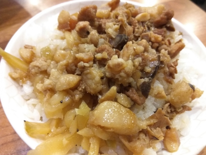 [溫州大餛飩]新竹縣竹北中正東路店香辣老虎麵食記~餛飩不錯吃~~