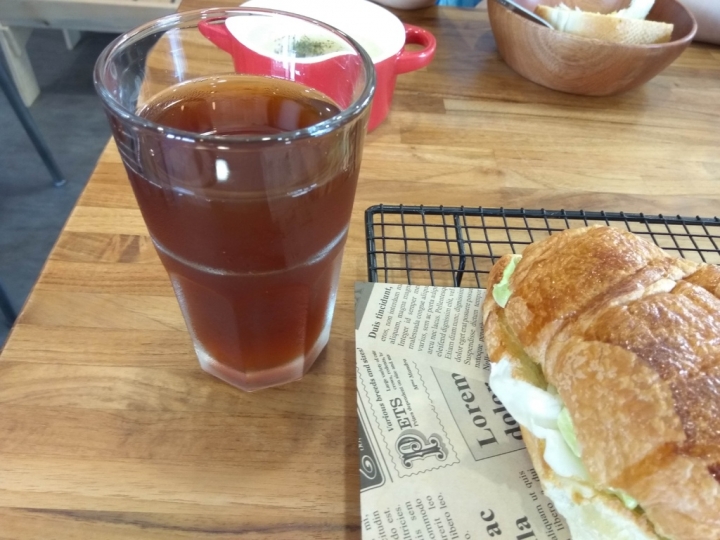 [早午餐/輕食/義式料理]彰化市花点食間(花點食間)食記 ~Brunch & Tea~近中央陸橋&秀傳醫院~