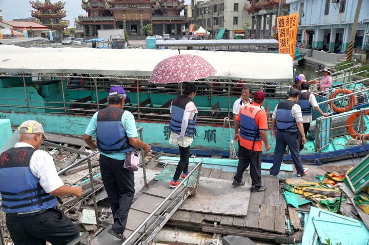 [台南][七股區] 永順號 遊潟湖x烤蚵仔無限放題