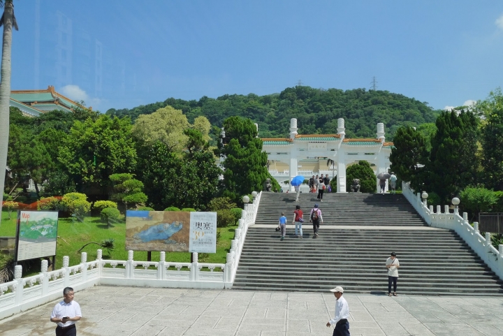 【台北旅遊】台北雙層觀光巴士@搭巴士抬頭看台北