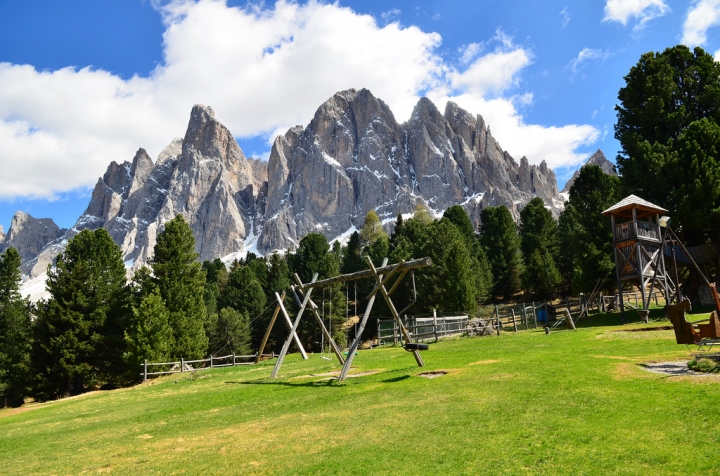 [義大利北部景點] 世界遺產(Dolomite) ♣道羅麥特山♣ 歐洲最美的壯麗山景(val de funes）