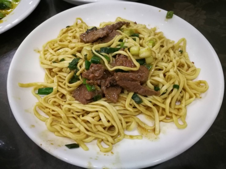 [桃園-龍潭大池]無名牛肉麵店--採用台灣牛 （同加加映松屋冰菓店之芋頭綿綿冰）