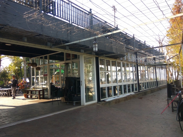 [景觀&親子餐廳/簡餐]彰化市八卦山附近的卦山月圓食記~適合帶小朋友來玩~適合親子聚餐~適合假日走一走