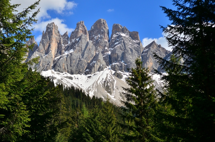 [義大利北部景點] 世界遺產(Dolomite) ♣道羅麥特山♣ 歐洲最美的壯麗山景(val de funes）