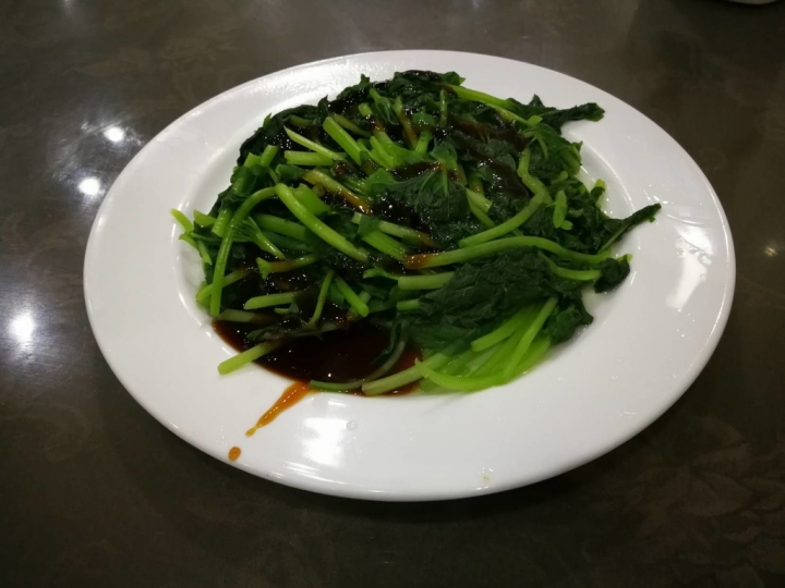 [桃園-龍潭大池]無名牛肉麵店--採用台灣牛 （同加加映松屋冰菓店之芋頭綿綿冰）