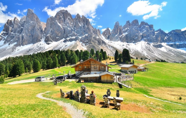 [義大利北部景點] 世界遺產(Dolomite) ♣道羅麥特山♣ 歐洲最美的壯麗山景(val de funes）