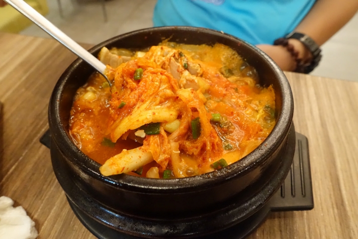 【食記】林口三井outlet。bibim'韓國料理~石鍋拌飯與豆腐煲好吃!!