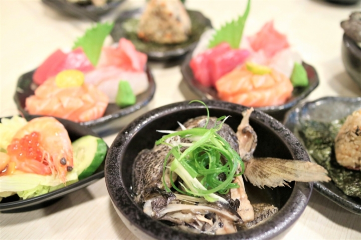 《南港船屋》野生海釣幸福味，崁仔頂新鮮的生魚片 (內含餐廳資訊)