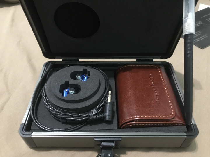 [不專業開箱分享] Acoustune HS1501 AL