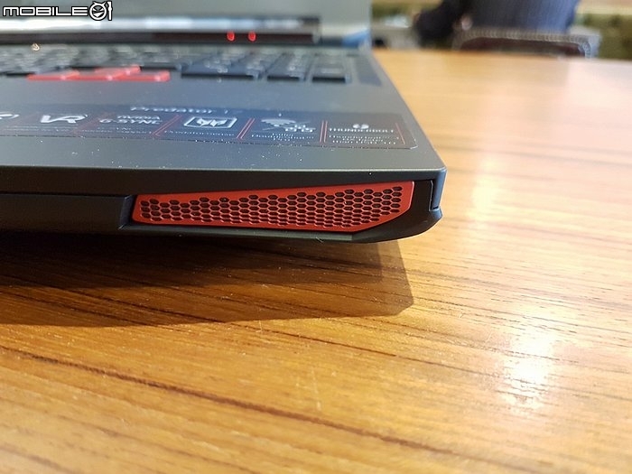 [開箱] 影音完美的17吋電競大筆電Predator 17X