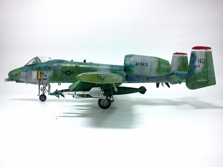 田宮 1/72 A-10A 雷霆二式攻擊機