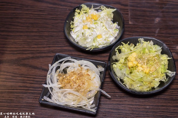(邀稿)高雄新興︱野饌日式炭火燒肉火烤兩吃吃到飽