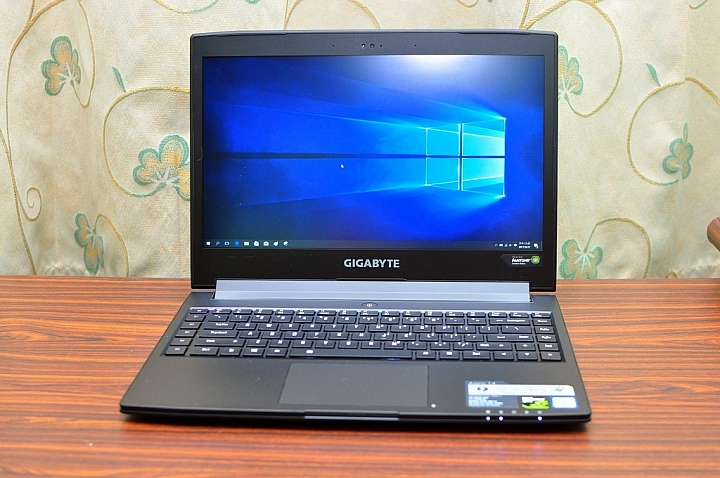 GIGABYTE Aero14(GTX 1050 Ti)，結合新技術，打造完美高效商務機
