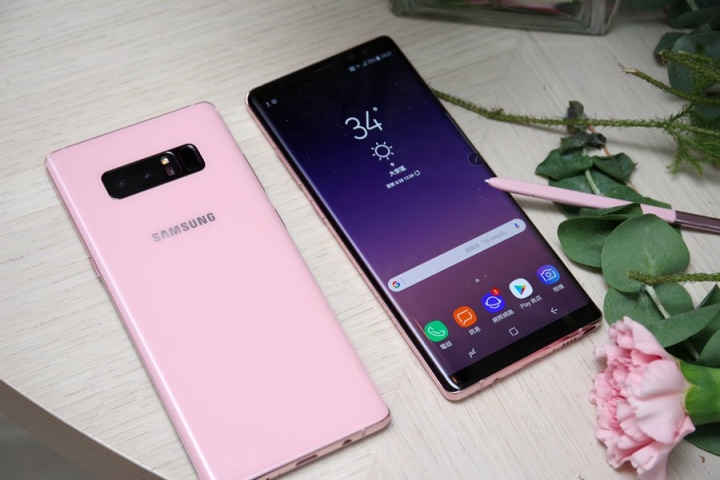 Galaxy Note 8 星砂粉 不錯看，蠻適合送人的