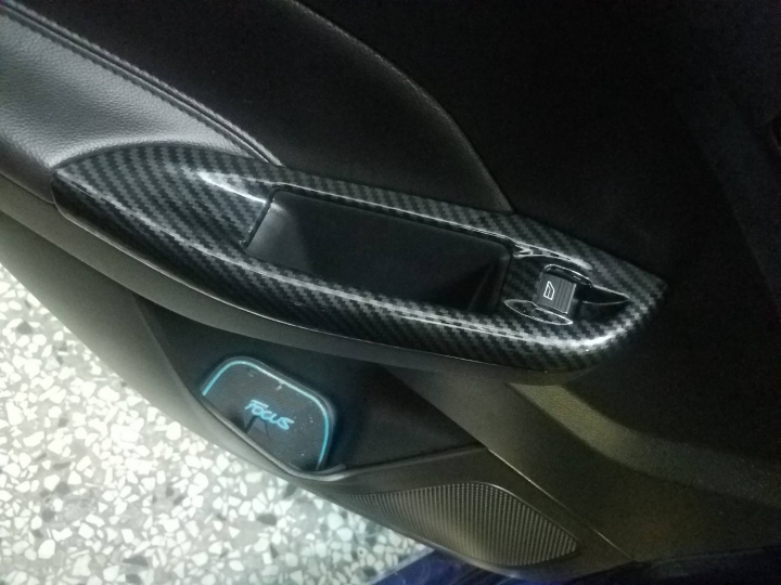 FOCUS MK3.5 花一些錢~~改善內觀美感@@