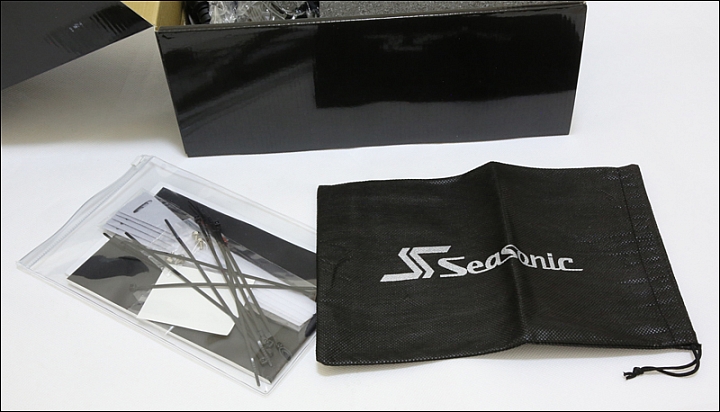 海韻Seasonic Prime 650W Titanium鈦金電源純開箱