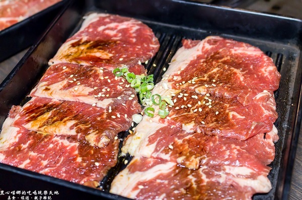 (邀稿)高雄新興︱野饌日式炭火燒肉火烤兩吃吃到飽