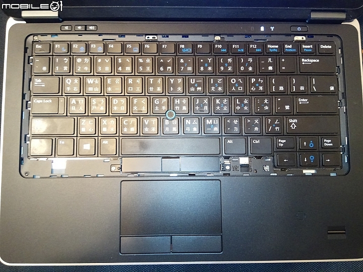 E7440自行更換C殼
