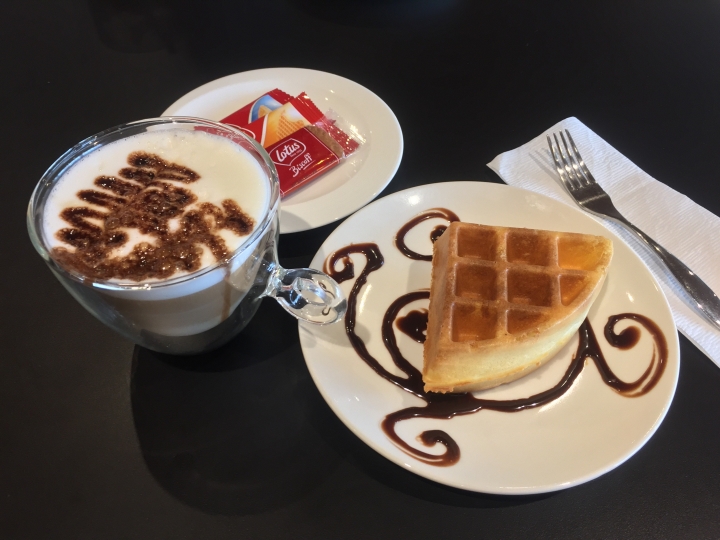 保養兼賞車 V90和V90CC