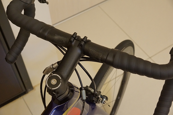 [開箱] 2018 MERIDA Reacto 4000TW  車隊版圖裝(美申藍)