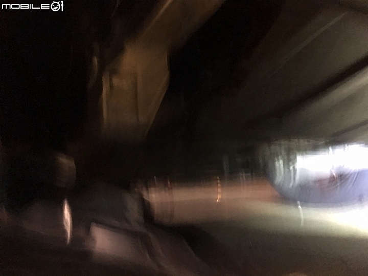 Q30簽沒半年慘遭飛來橫禍攻擊.....