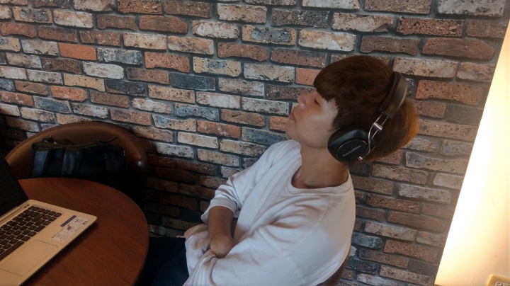 樂動人生、音你而在！Bowers & Wilkins P7 Wireless 高音質藍牙耳機，隨時隨地展開你的音樂饗宴！