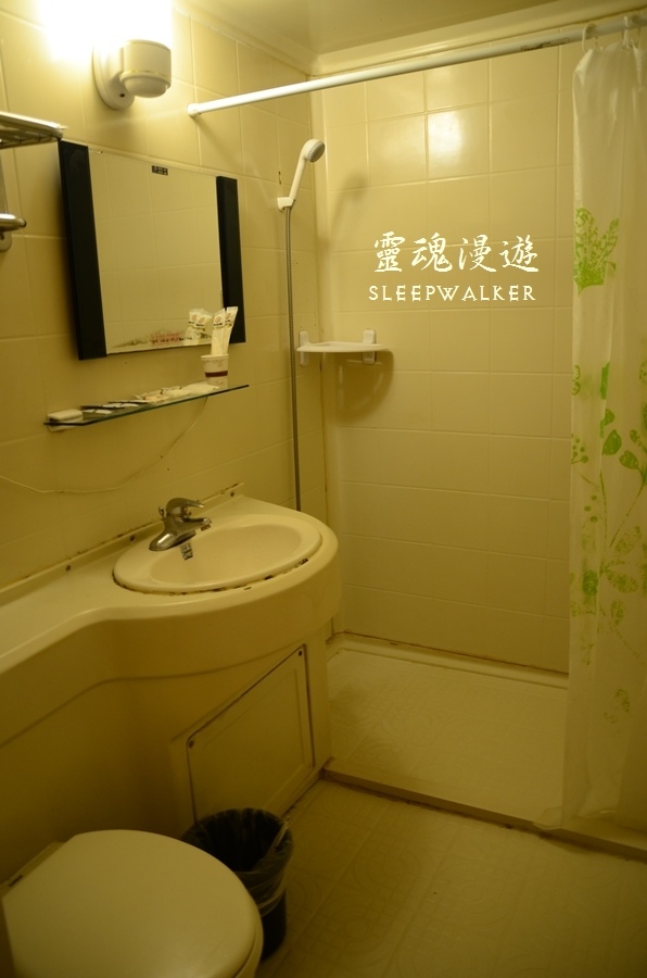 ［南投清境。住宿］峰情民宿－陽台極佳景觀、高CP值、公車遊清境｜搭公車遊南投 Day1